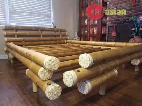 เตียงไม้ไผ่ลำใหญ่ ปิดหัวลำด้วยหวายสาน — ผลงานของ Creasian (BambooCreasian)