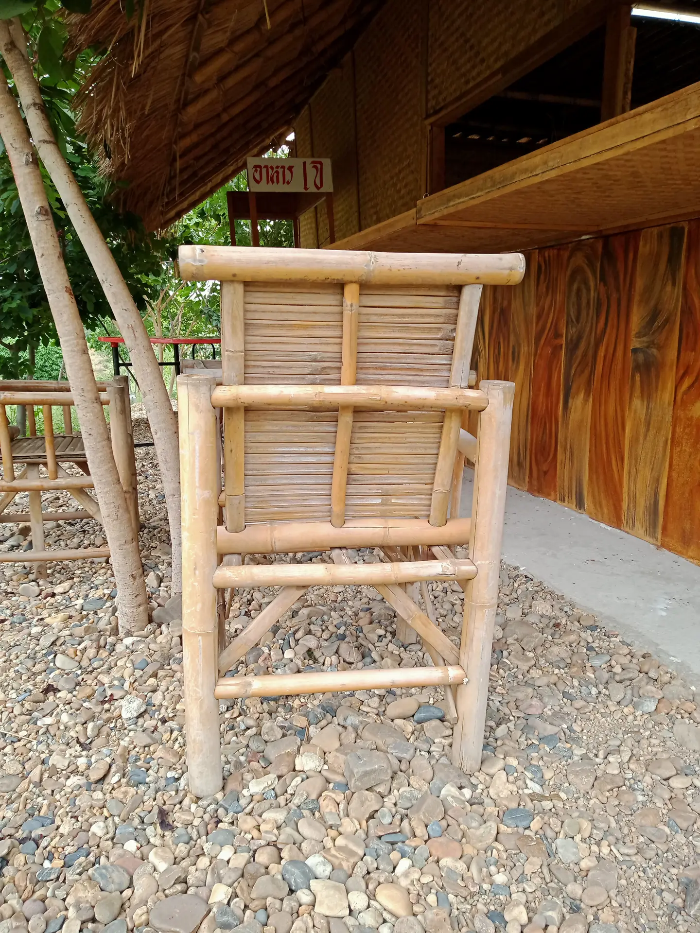 เก้าอี้ไม้ไผ่ มีท้าวแขน — 2